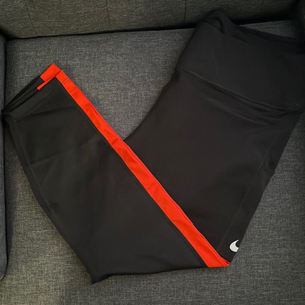 Nike Dry Fit Crop Leggings